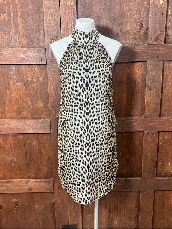 Alice + Olivia Dresses & Skirts - Alice + Olivia Halter Tie-Neck Leopard Dress